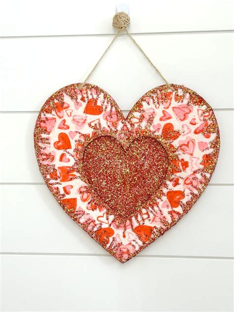 how to make a heart out of a dollar 3