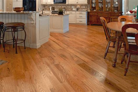 how to clean oak floors