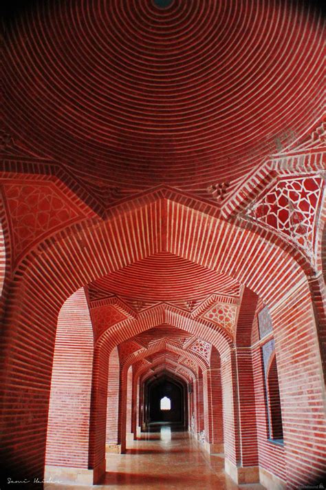 Image of Shahjahan Mosque by Syed Sami Haider | 1015019
