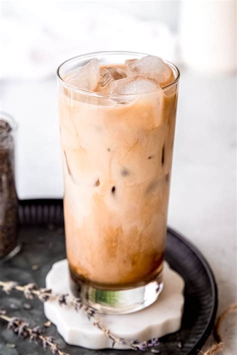 Iced Lavender Oat Milk Latte (Starbucks Copycat) - coffeecopycat.com