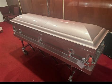 apollo series full couch whitegold  priced caskets