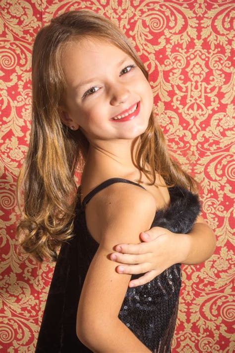 Stars Modeling Agency Sf at Miguelina Cotten blog