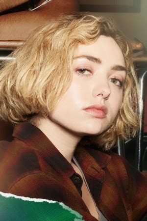 Maddie Nears in School Spirits (2023) - TheTVDB.com