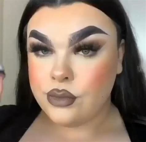 Awful makeup : r/awfuleverything