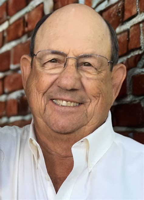 Eckols Funeral Home » Daniel KanakEckols Funeral Home