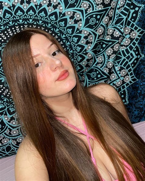 𝕬𝖑𝖎𝖓𝖊 𝕾𝖈𝖍𝖚𝖑𝖙𝖟 𝕰𝖘𝖈𝖔𝖇𝖆𝖗 (@aliinestz) • Instagram photos and videos