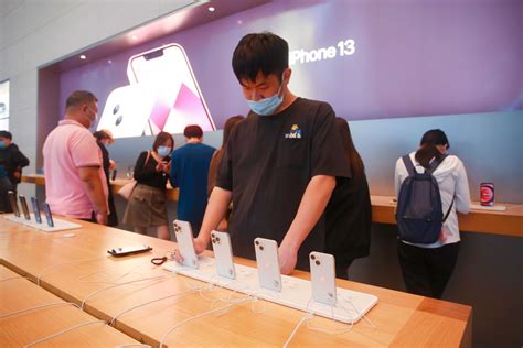[辱华]Chao AMDK Apple iPhone reclaims No. 1 spot in *******ck, hits