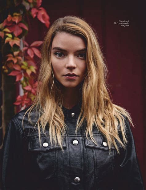 Anya Taylor-Joy Style, Clothes, Outfits and Fashion• Page 19 of 35