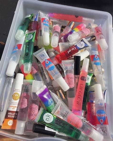 @mynamesjaelyn😙 | Lip gloss, Lip gloss collection, Lip balm collection