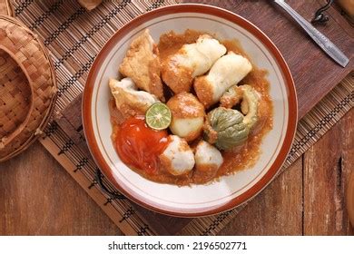 Siomay Somai Indonesian Steamed Fish Dumpling Stock Photo 2196502771 | Shutterstock