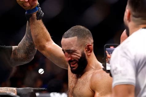 Belal Muhammad dethrones Leon Edwards at UFC 304