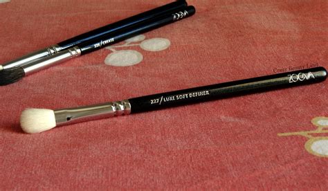 Makeup Tools in India : Zoeva Luxe Makeup Brushes 227,228,230 Review ...
