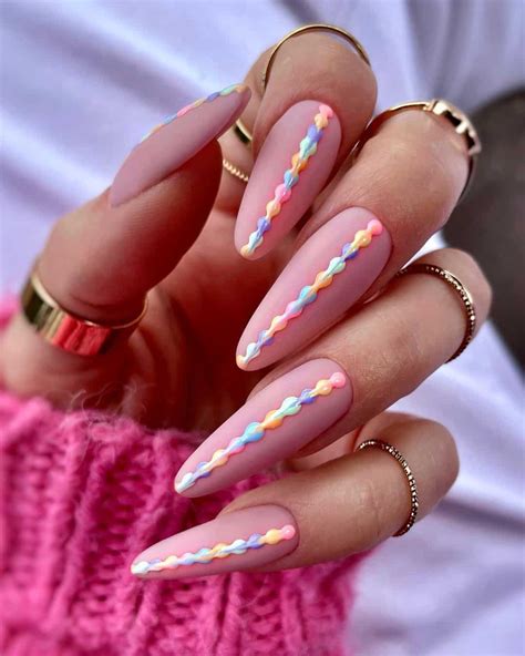 40 Trendy Simple Nails You Should Try