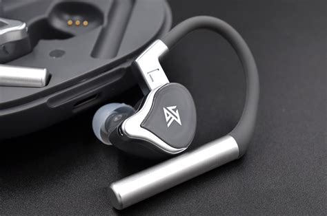KZ E10 | Fast worldwide delivery!