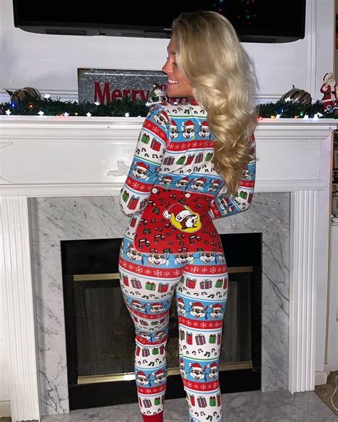 Nicole Owens | Christmas PJs: buccees edition 🐿️ | Instagram