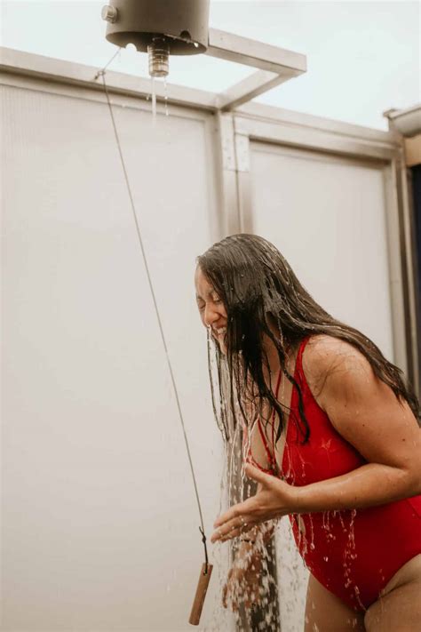 Seattle Sauna: Floating Sauna Making Waves in the PNW - Cedar and Stone