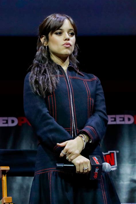 Oct 08 | New York Comic Con (Panel) - 002 - Jenna Ortega World - Photo