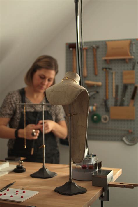 Narratorium - Handmade vs Handcrafted - What's the difference?