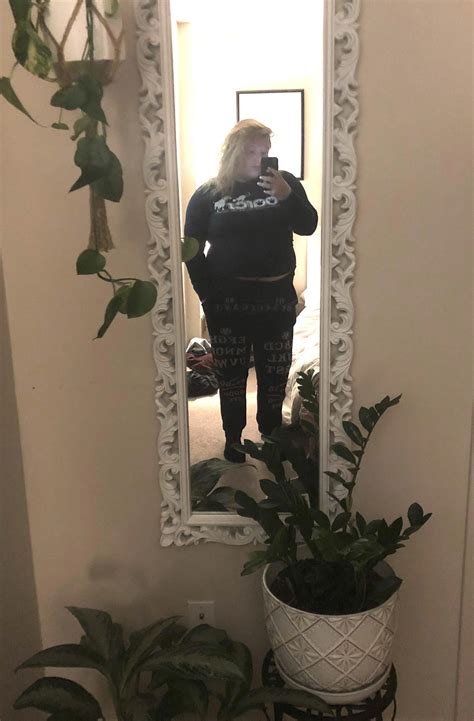 First mirror selfies in a long time | Scrolller