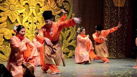 Tarian Joget @ Panggung Seni Tradisional 2013 (6) - YouTube