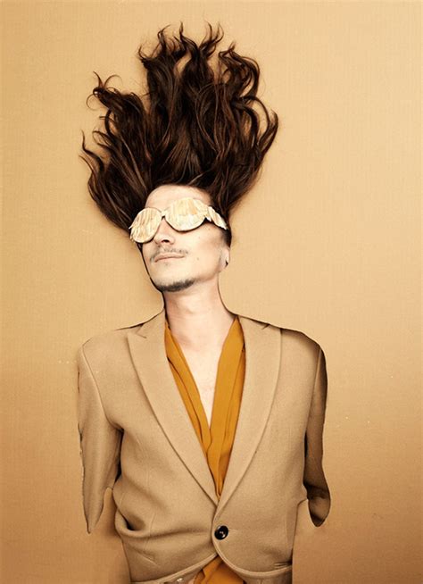 disguise - ART2DAY