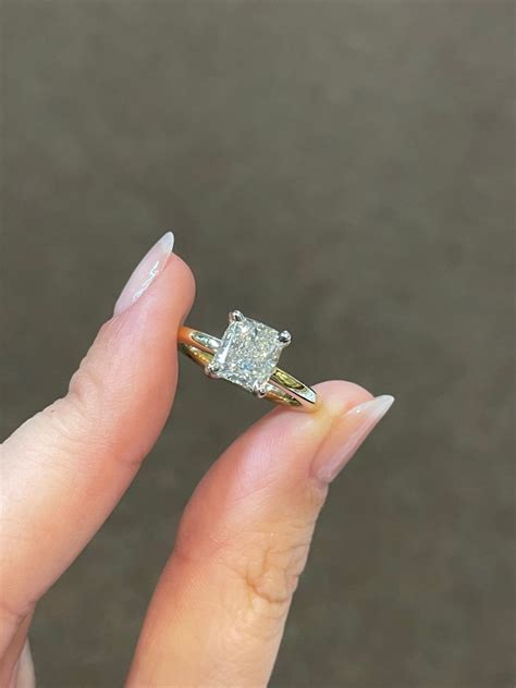 18k Yellow Gold & Platinum G.I.A. Certified 1.95 Carat Radiant Cut ...