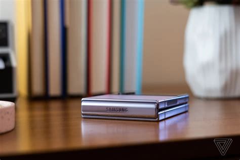 Обзор Samsung Galaxy Z Flip 4: почти то, что нужно