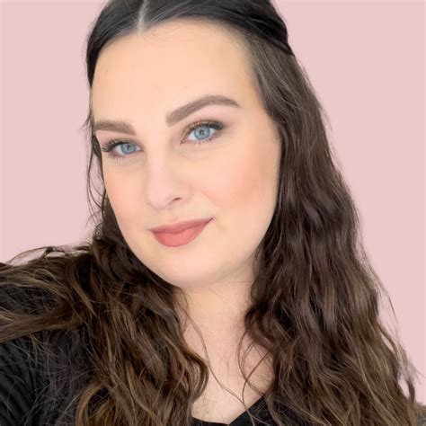 Rhode Pocket Blush Review: All 6 Shades Tested And Swatched