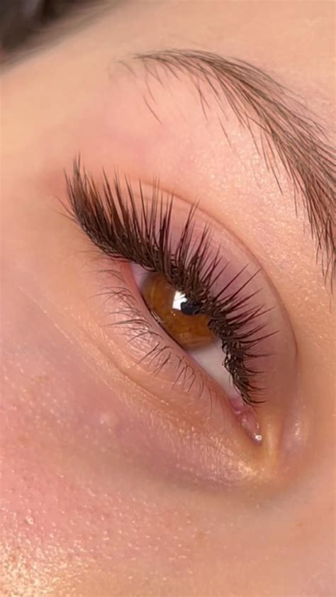 Наращивание ресниц. Мокрый эффект in 2024 | Eyelashes, Natural makeup ...