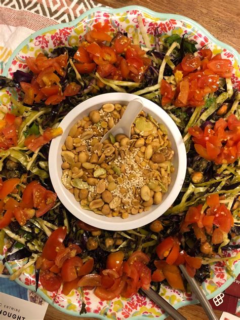 Families are checking what time shabbat starts today for dinner 3