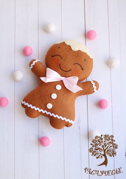 Пряничный человечек | Diy felt christmas ornaments, Felt christmas ...