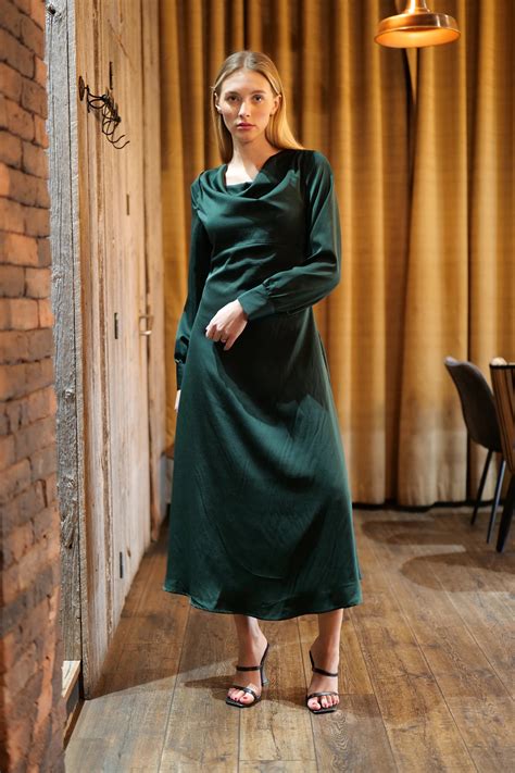 Gigi Satin Dress (Green) | Love Cherish | Dress