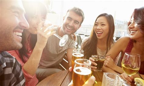 4 Ways to Approach a Girl at a Party - Mens Total Lifestyle - best ...