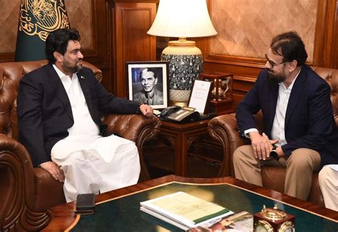 governors  courses  transform youth lives dr bari pakistan