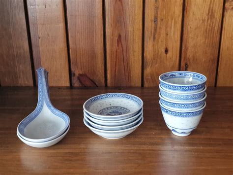 vintage chinese blue  white porcelain riceware items serving