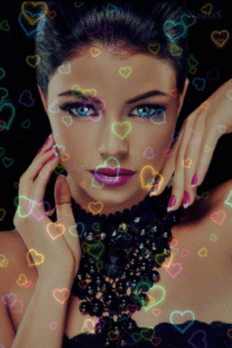 Гифки | Gif hermoso, Imagenes de muñecas lindas, Gif mujer