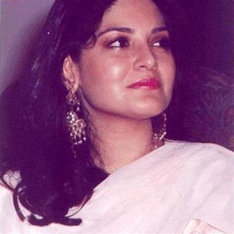 nazia hassan pakistani pop singer nazia hassan  successful