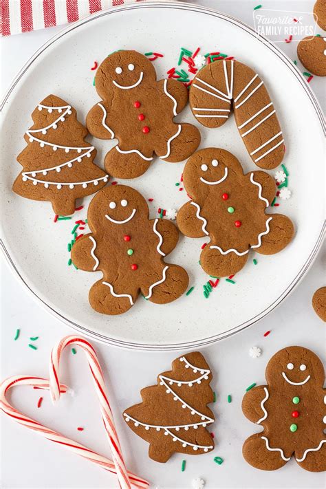 25 gingerbread cookie decorating ideas for a fun and festive activity