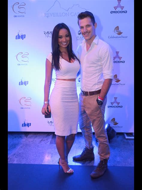 Foto: Carol Nakamura e Raphael Lacchine terminam namoro de cinco meses