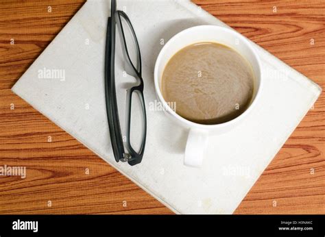 Mesa escritorio hi-res stock photography and images - Alamy