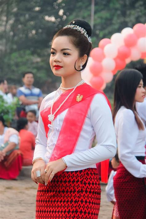 mon ethnic people