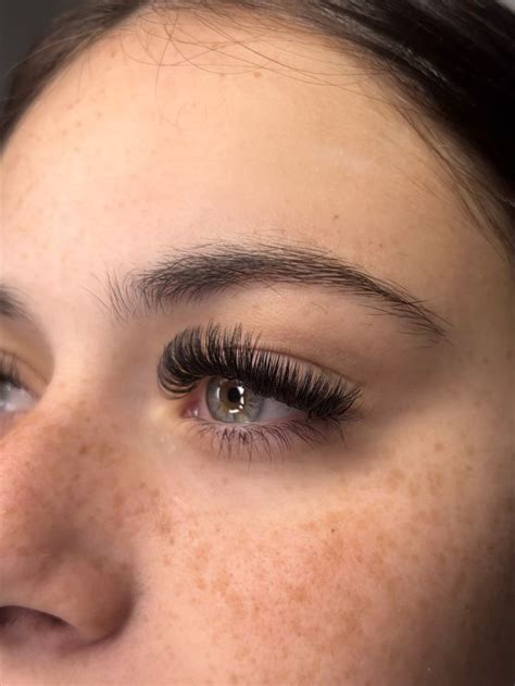 Lash Inspo by @lashedinmia
