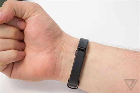 What Is The Smallest Fitness Tracker - Wearable Fitness Trackers