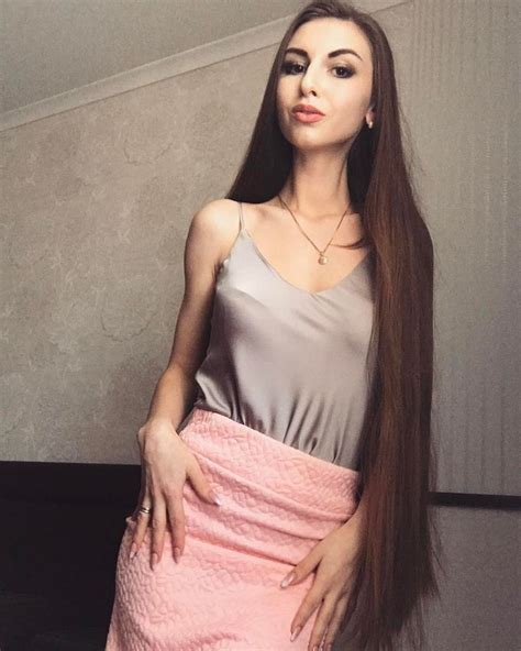 Тётя-мотя 🤓👩🏽‍🏫 Мальчик на улице сказал мне : "Здрасьте, тётя Юля ...