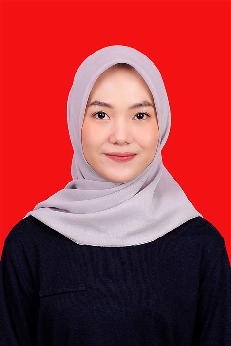 Pin oleh Joni Pranata di Portrait | Gaya, Gaya hijab, Kasual