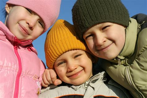 4 Ways Children Can Make Friends - KITS