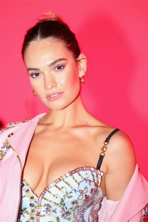 Lily James Gorgeous Boobs - Hot Celebs Home