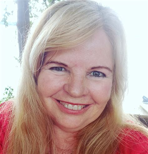 Errado não está kkkkkkk | By Sara Lucia | What are you telling me? You