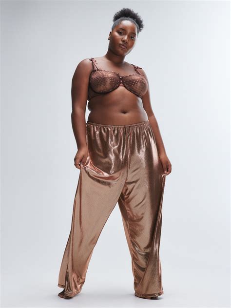 Chain Reaction Relaxed Pant in Brown | SAVAGE X FENTY