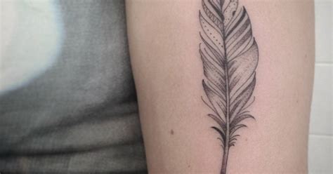 Feather Tattoos | Tattoofilter